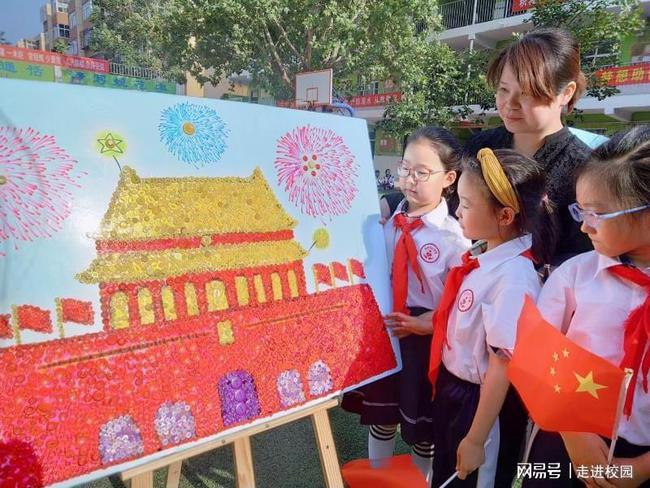 有哪些适合男学生的帽子搭配？求平价帽子推荐？